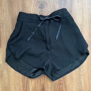 H&M Black Shorts sz 2